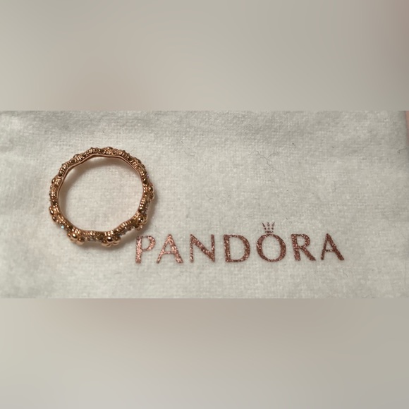 👑 PANDORA Flower Crown Ring- Rose Gold Plated/Clear - Size 5 (50) - Picture 4 of 6